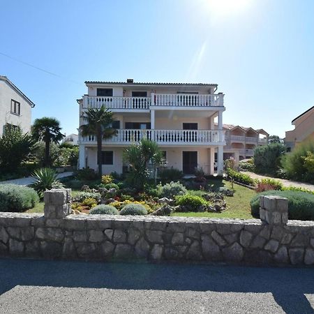 Apartments Marinela Njivice Exterior photo